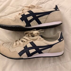 Onitsuka Tiger Serrano size 6 men’s 7.5 women’s